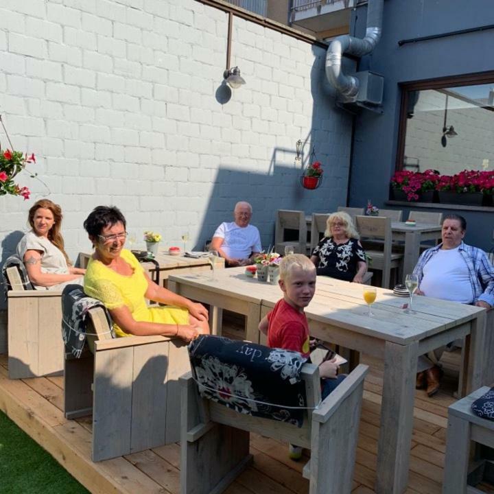 Bed and Breakfast Casa Chico Blankenberge Esterno foto